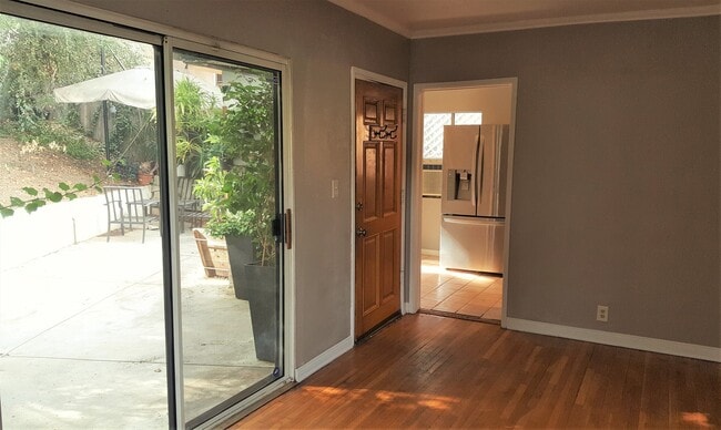 Photo - 11127 Sunshine Terrace Apartment Unit Sunshine Terrace 2+1