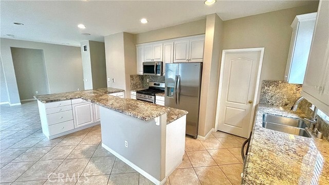 Photo - 17543 Nutwood Dr