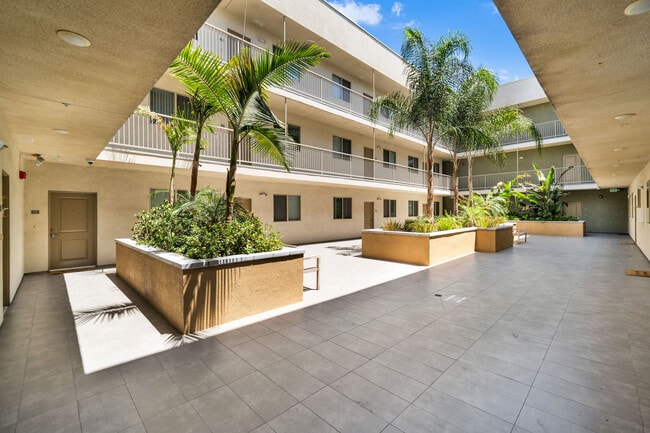 Still-17 - Bakman Avenue LLC