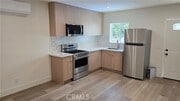 Photo - 642 W Glenoaks Blvd Townhome