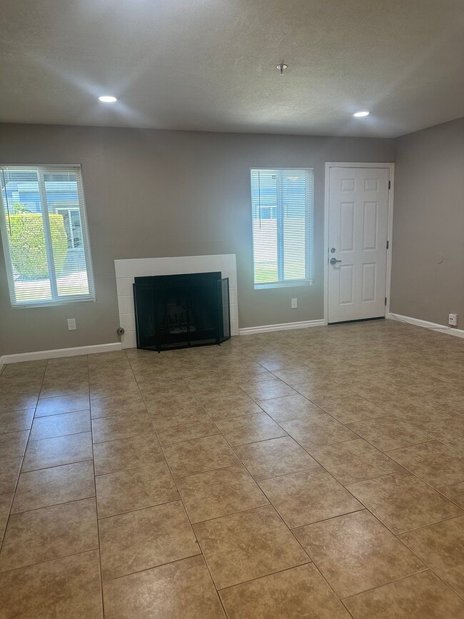 Photo - 17464 Upland Ave Unit 2A