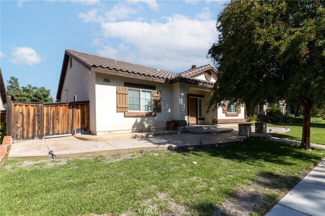 Photo - 22388 De Berry St