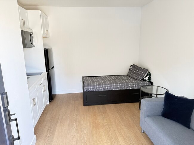 Photo - 1248 1/2 W 24th St