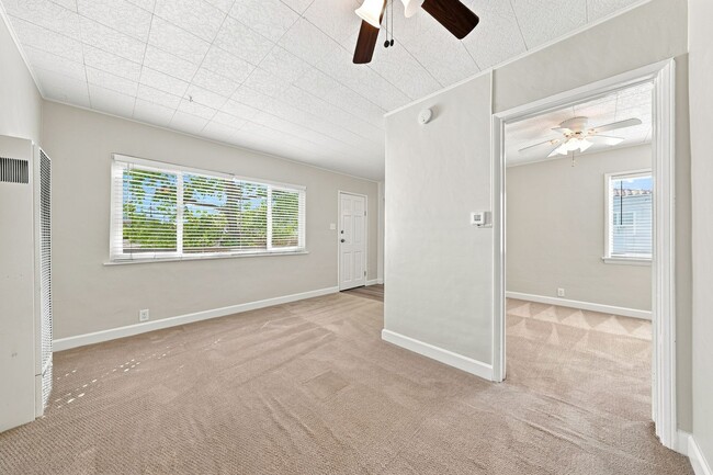 Photo - 1115 Ocean Ave Unit 1115 1/2 #A