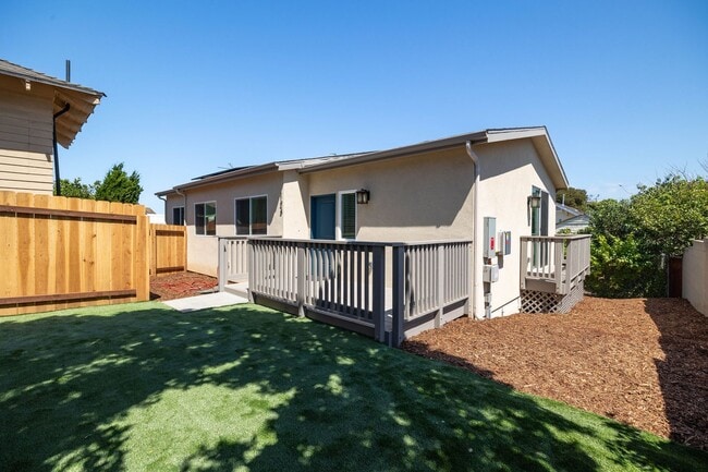 Photo - 4bd/2ba home with AC, off street parking and private yard!