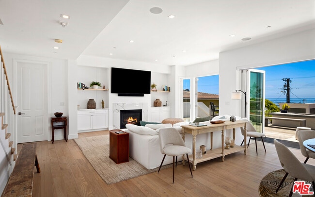 Photo - 25157 Malibu Rd