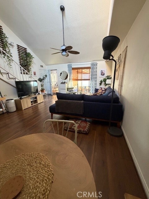 Photo - 1509 Stanley Ave Unit 210