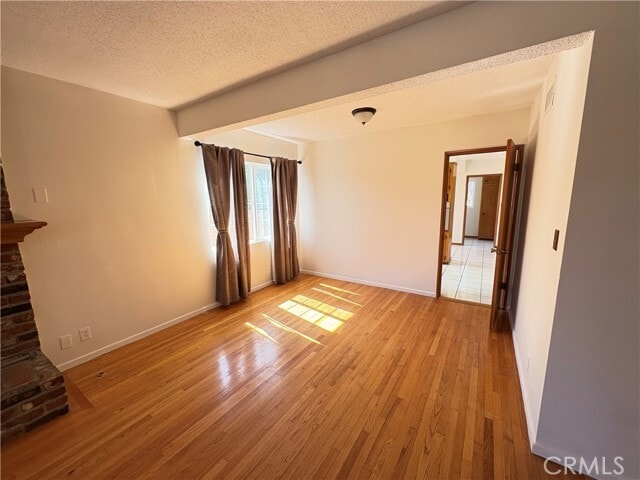 Photo - 725 N Butterfield Rd