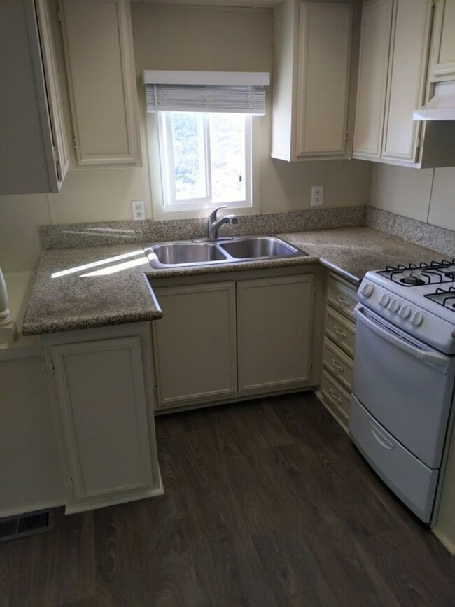 Photo - 3512 El Paso Alto Rd Unit 3512 El Paso Alto #C