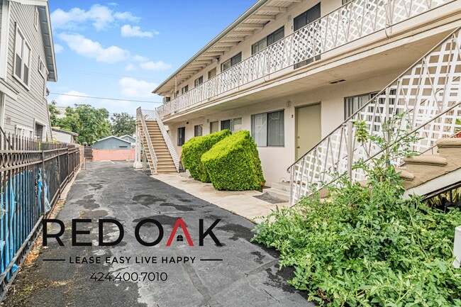 Photo - 6553 Pickering Ave Unit F