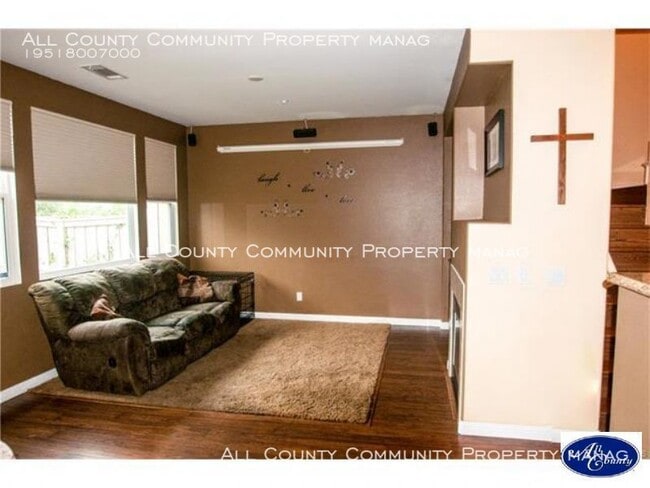 Photo - 31074 Strawberry Tree Ln