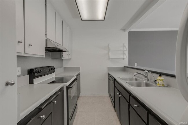 Photo - 1127 E Del Mar Blvd