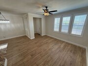 Photo - 3 Bedroom Townhome for Rent in Valencia!