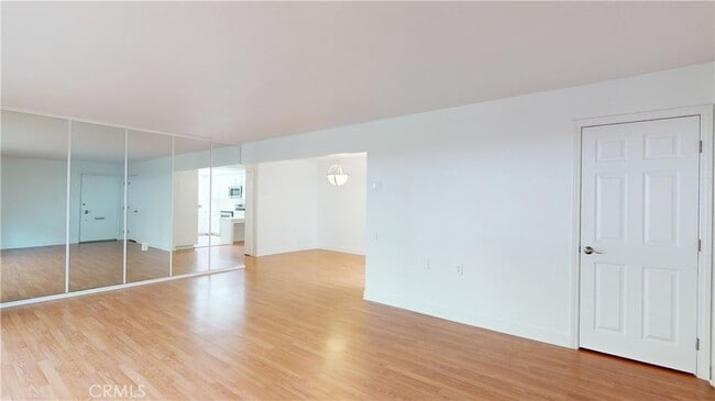 Photo - 5357 Algarrobo Unit Q