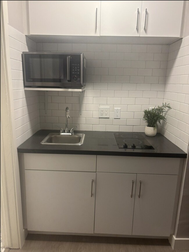 Photo - Belcrest Apartments