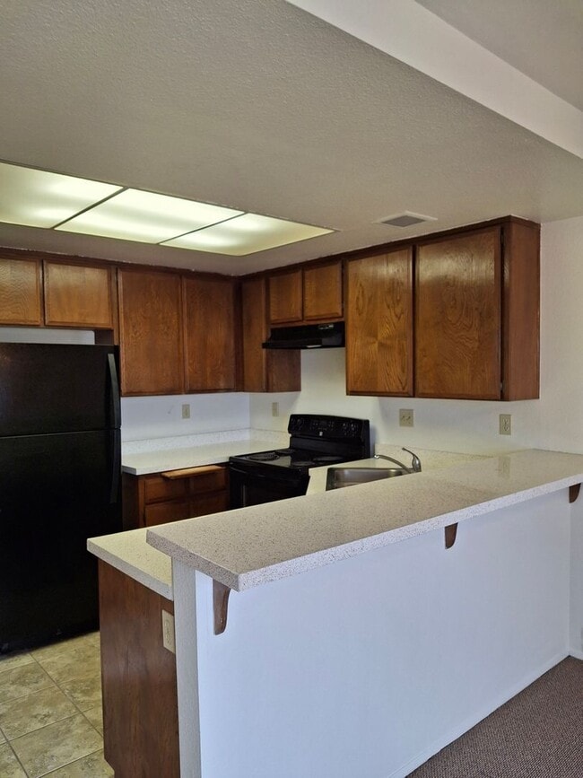 Photo - COLLEGE GROVE #98 Unit COLLS GEGROVE2