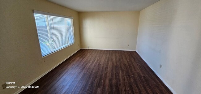 Photo - MIRA MESA / SAN DIEGO - Nice 4 Bedroom / 2 Bath House.  AVAILABLE NOW.