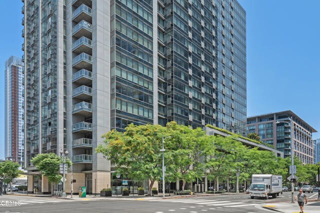 Photo - 1155 S Grand Ave Unit 914