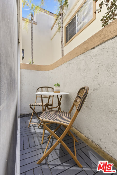 Photo - 11110 Camarillo St Unit 122