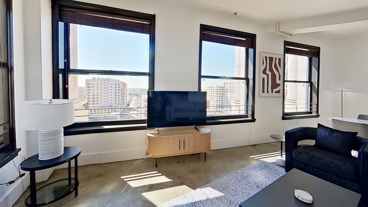 3D Tour - 810 S Spring St Apartment Unit FL11-ID1359
