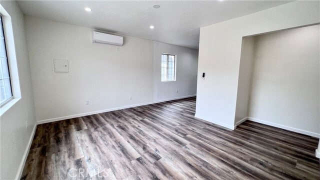 Photo - 651 Maltman Ave