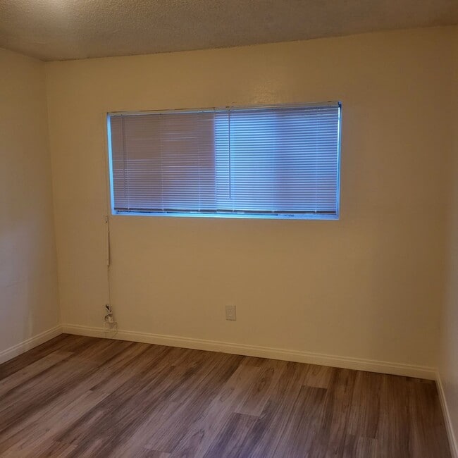 Photo - 2315 W Compton Blvd Unit B - 2315 W. Compton Blvd