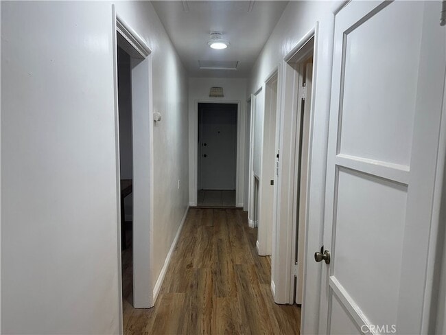 Photo - 656 W 33rd St