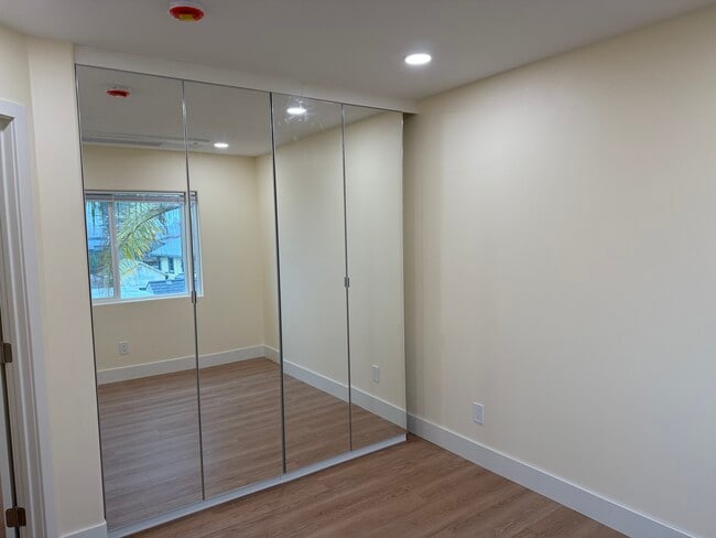 Photo - 3406 Nile St