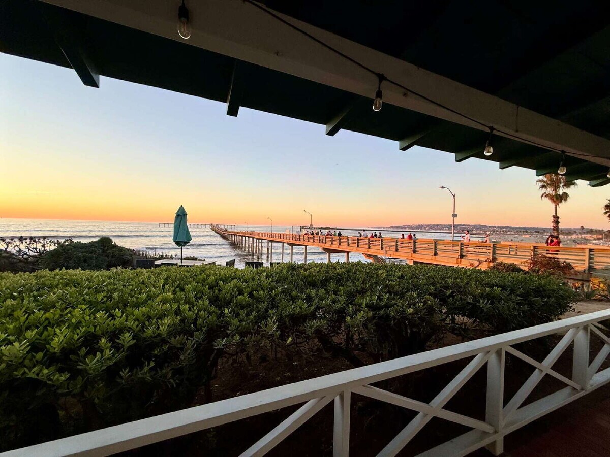 Oceanfront Cottage on Niagara Avenue — Steps from the Pier, beach, and restaurants 1 Bed | 1 Bath... - Oceanfront Cottage on Niagara Avenue — Steps from the Pier, beach, and restaurants
1 Bed | 1 Bath... Unit 25