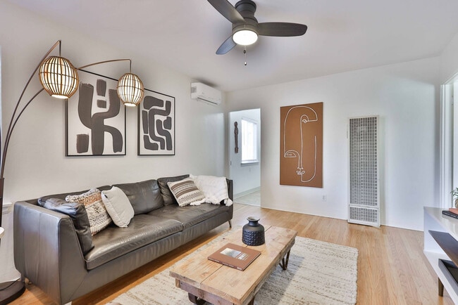 Building Photo - 4788 W Mountain View Dr Rental