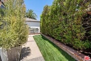 Photo - 13207 Lake St