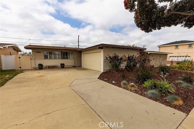 Building Photo - 2244 W 236th St