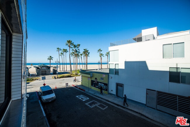 Photo - 8 Brooks Ave Unit 7