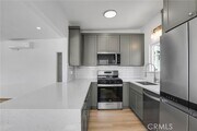 Photo - 3600 The Strand Unit C