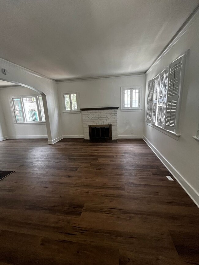Photo - 921 Unit 921