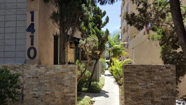 Building Photo - 1410 Venice Blvd.