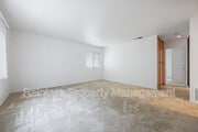 Photo - 1388 Hygeia Ave Townhome