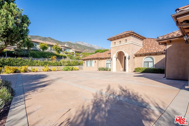 Photo - 2510 Belleview Rd