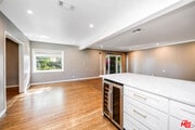 Photo - 1100 N Ontario St House