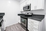 Photo - 816 S. Bundy Dr Apartments