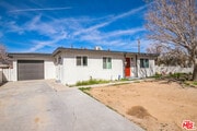 Photo - 1135 Pillsbury St House