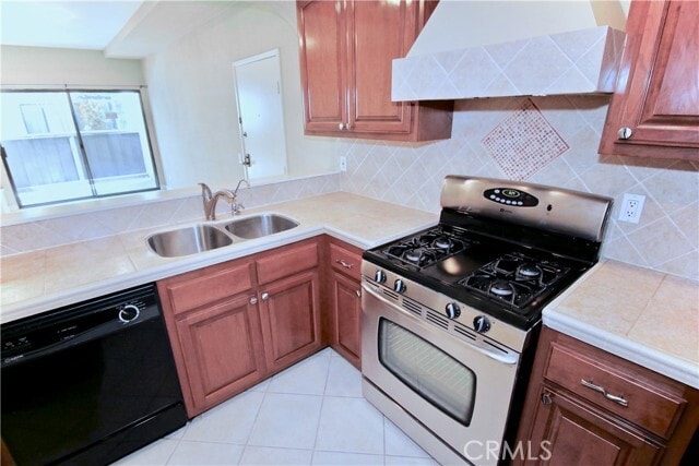 Photo - 17914 Magnolia Blvd Condo Unit 125
