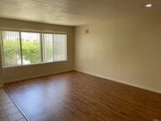 Living Room - 1315 W Latham Ave