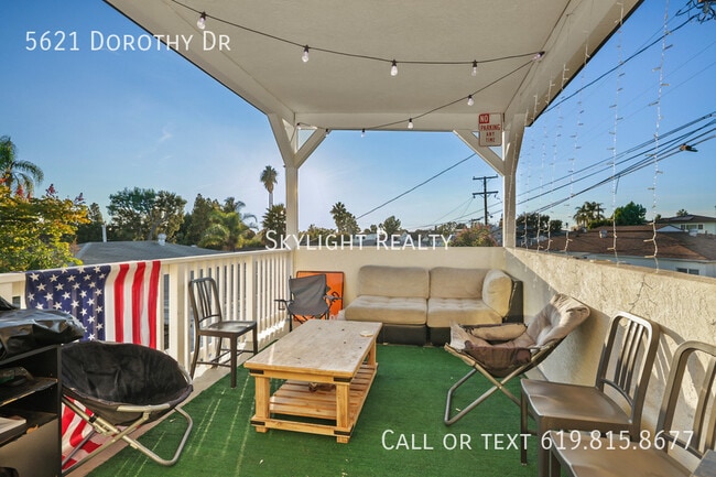 Building Photo - 5621 Dorothy Dr