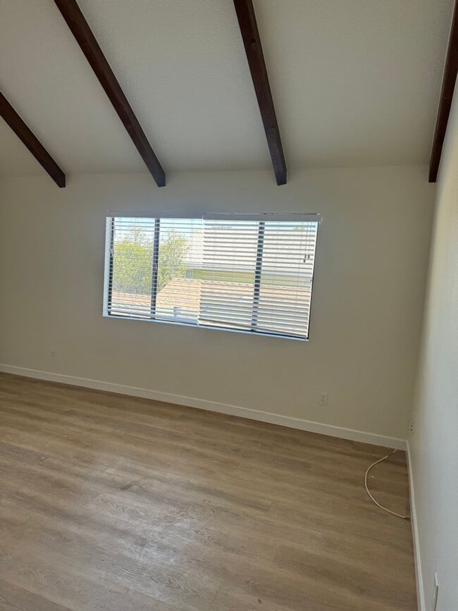 Photo - 1253 W 23rd St Unit 2