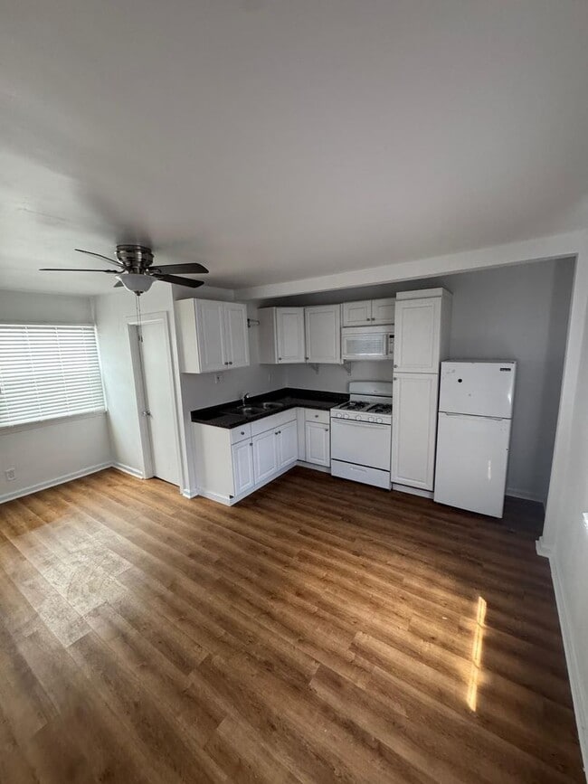 Photo - 825 Obispo Ave Unit Studio