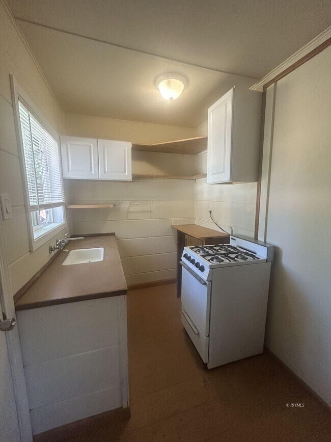 Photo - Cute Loft Bedroom Mountain Cabin