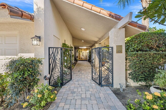 Photo - 10 Whittier Ct