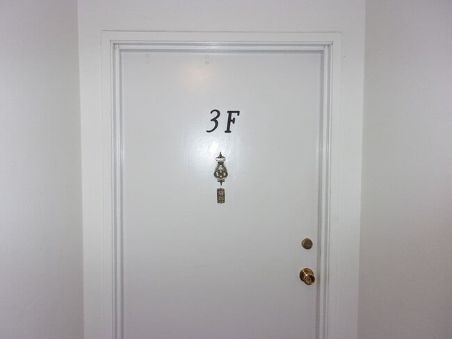 Photo - 411 Unit 1830-3F