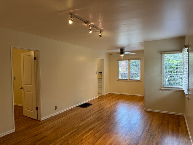 Photo - 911 14th St Unit A